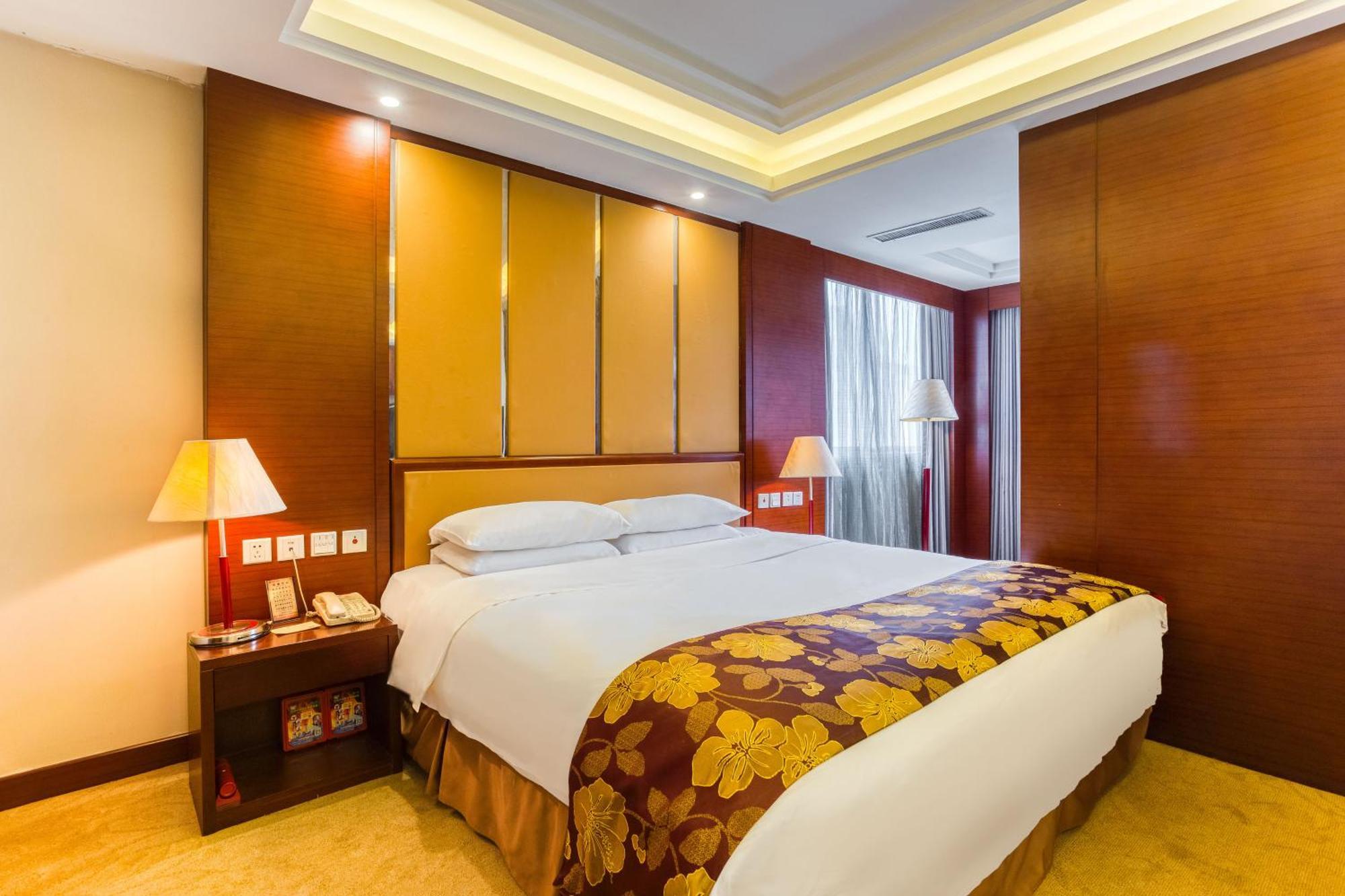 Metropark Changchun Guosheng Hotel Bagian luar foto