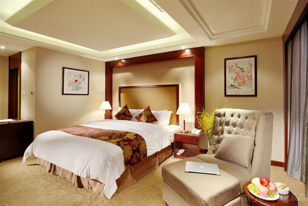 Metropark Changchun Guosheng Hotel Bagian luar foto